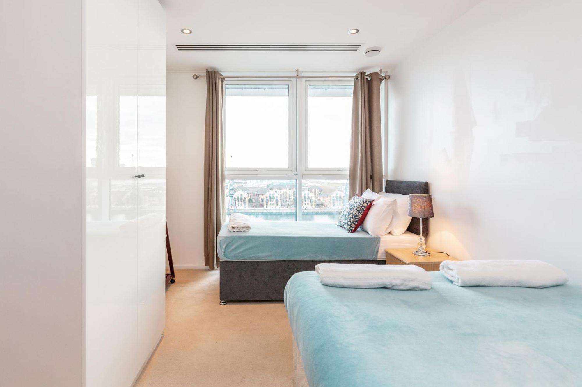 Excel Dock Apartments London Bagian luar foto