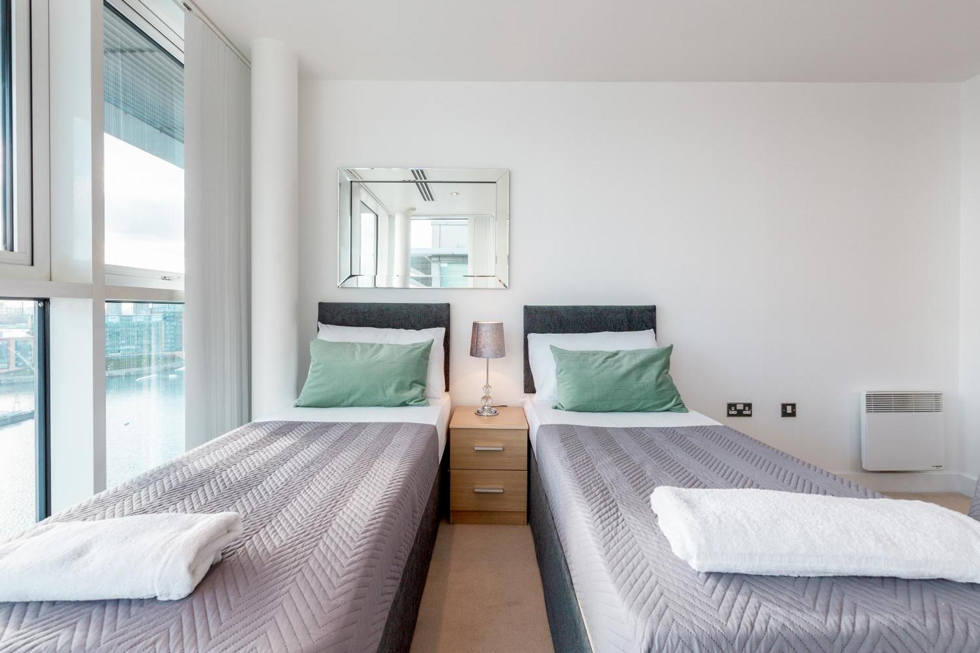 Excel Dock Apartments London Bagian luar foto