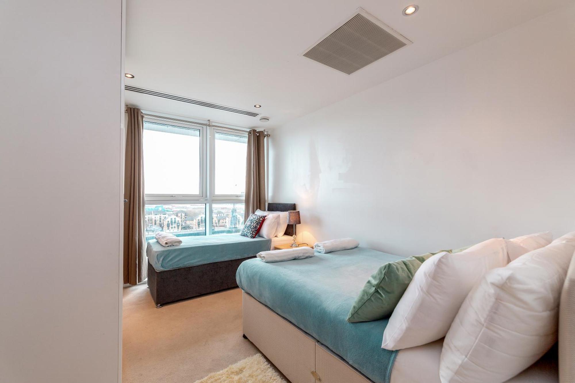 Excel Dock Apartments London Bagian luar foto
