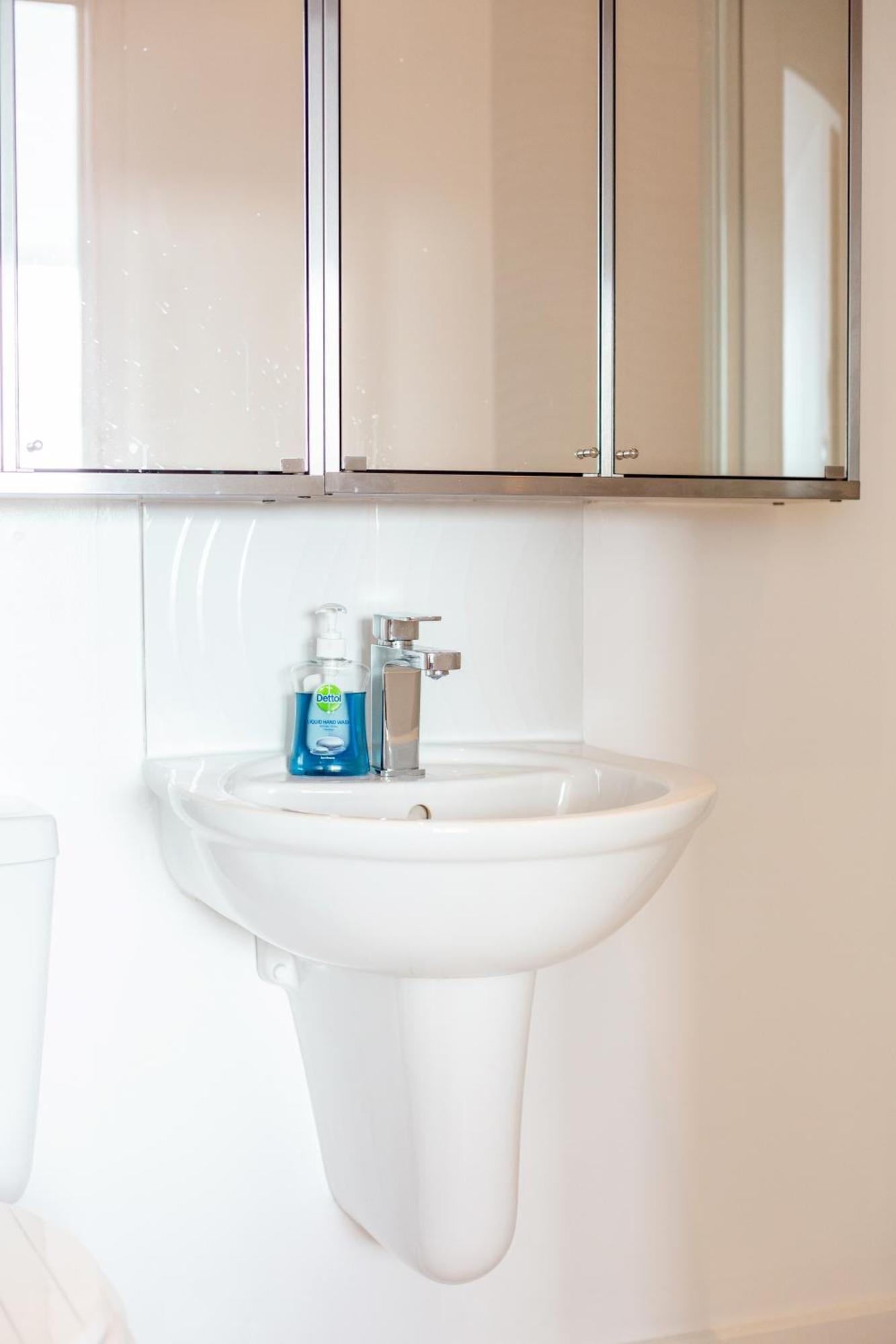 Excel Dock Apartments London Bagian luar foto