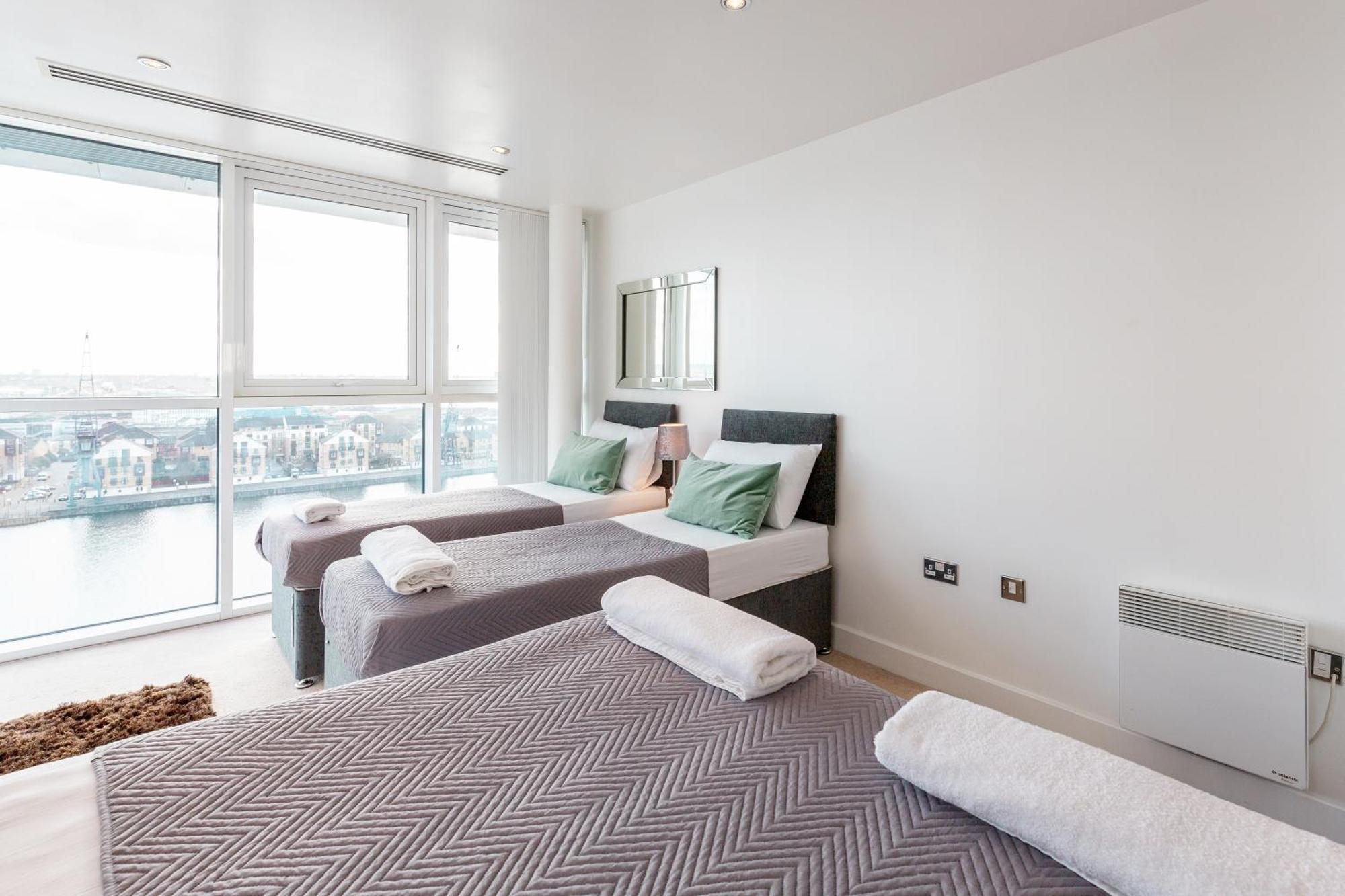Excel Dock Apartments London Bagian luar foto