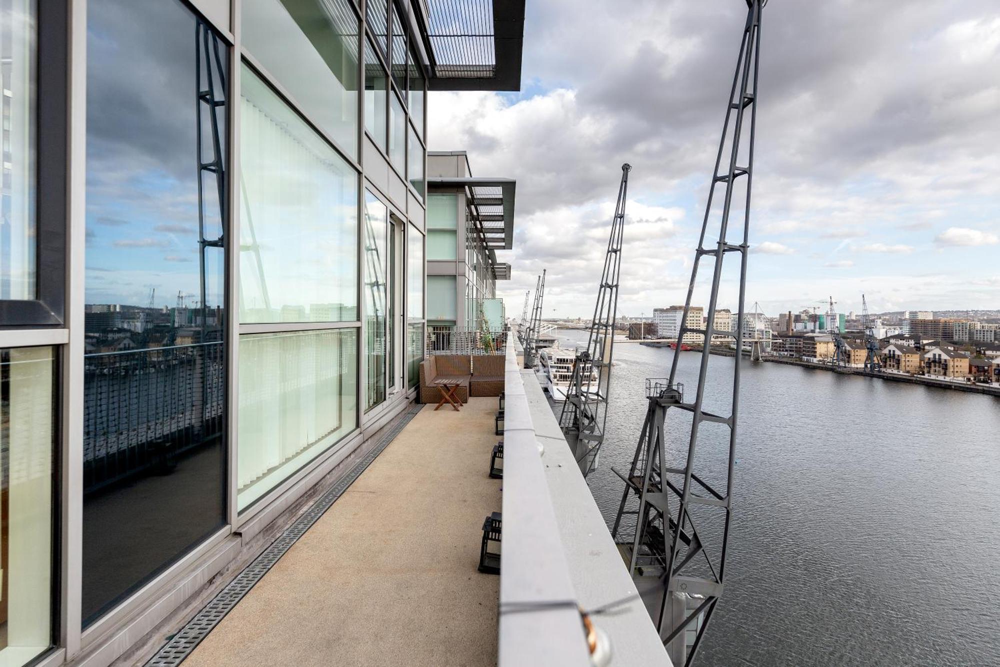 Excel Dock Apartments London Bagian luar foto