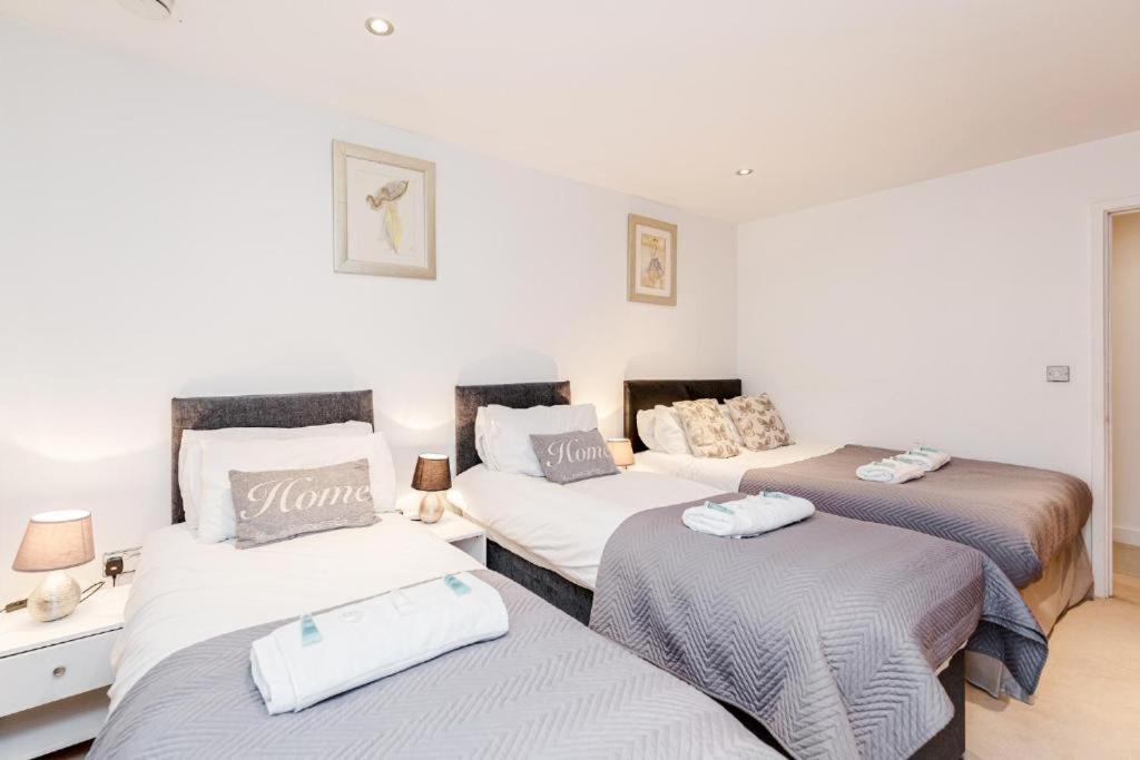 Excel Dock Apartments London Bagian luar foto