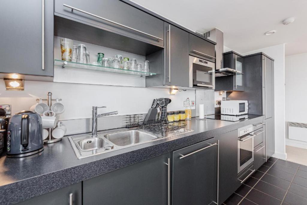 Excel Dock Apartments London Bagian luar foto